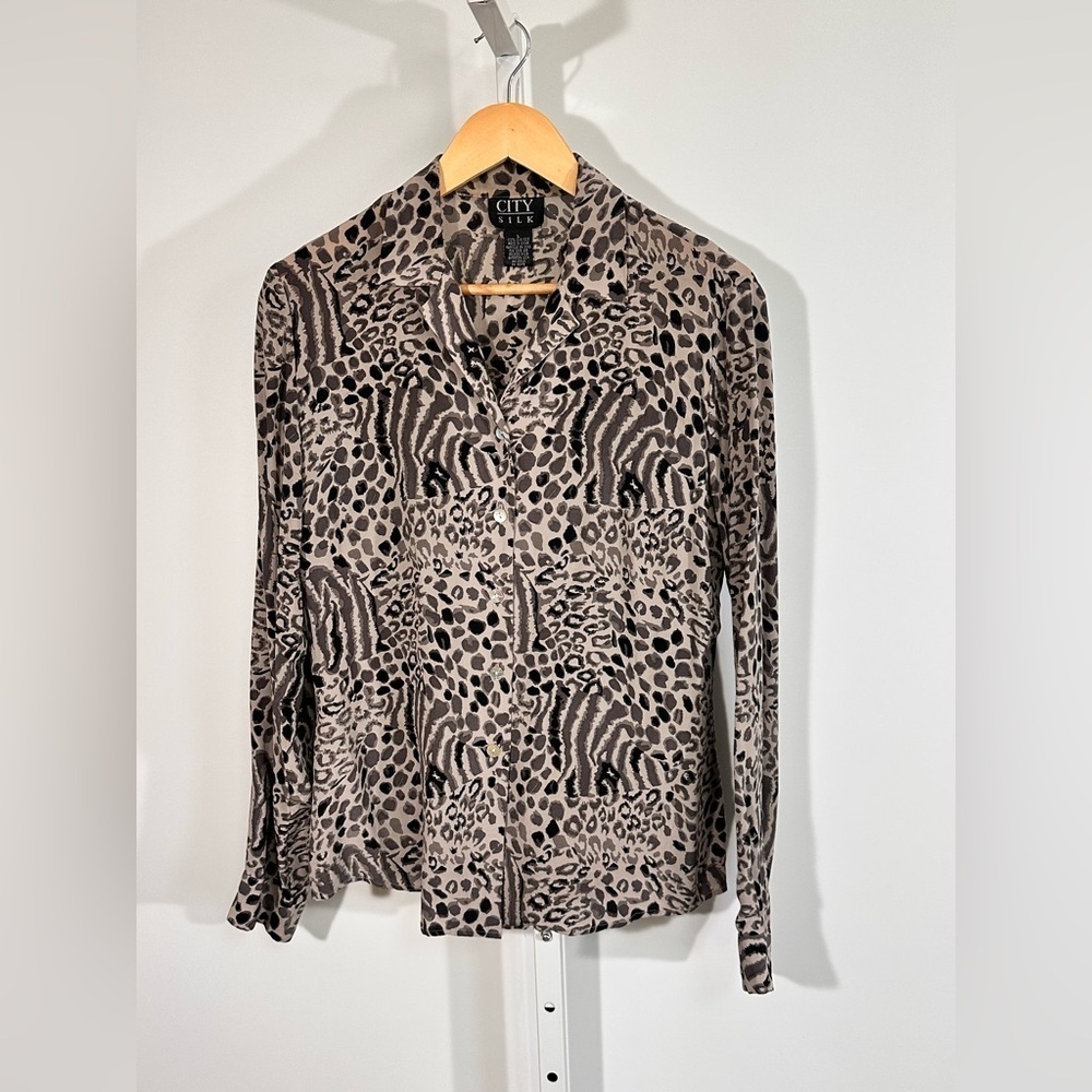 Vintage City Silk Leopard Print Blouse L – 100% Silk Y2K Animal Print ButtonDown